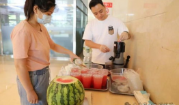 安怡吃瓜事件,揭秘娱乐圈背后的真相与争议