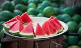 无敌瓜王吃瓜群众是谁啊,一场网络狂欢的幕后故事