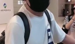 明星机场吃瓜路人,现场热辣瞬间大揭秘